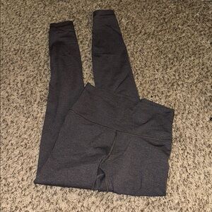 Lululemon women’s Wonder Under leggings size 6